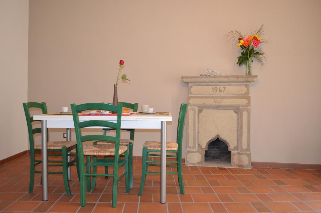 B&B La Casa Di Giulietta Кастелмецано Екстериор снимка